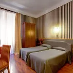 Aquarium Hotel 2*