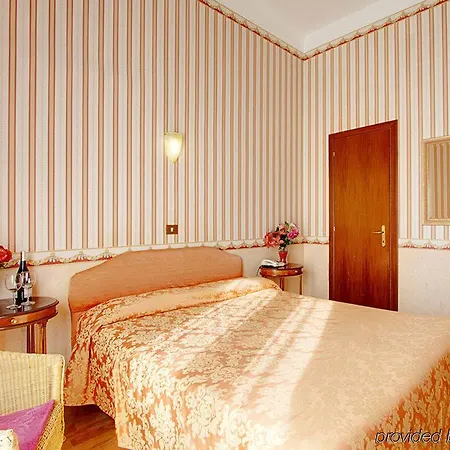 Aquarium Hotel Rome