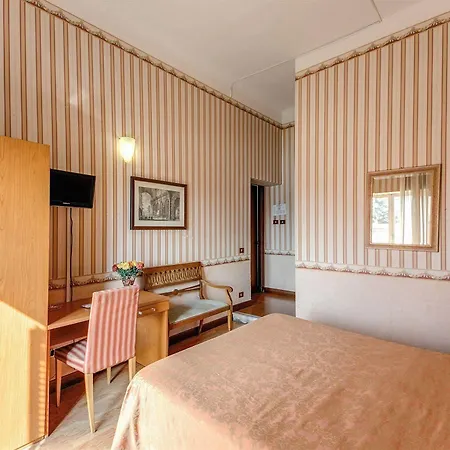 Aquarium Hotel